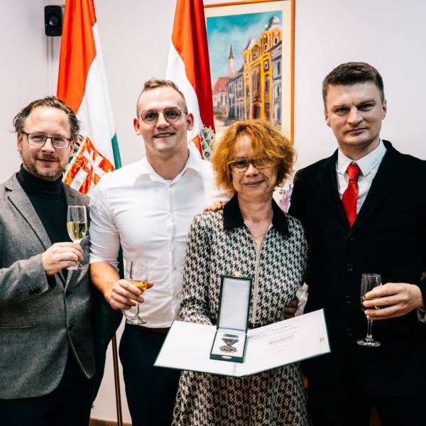 10.27 fonkonzulatus kituntetes-16.jpg